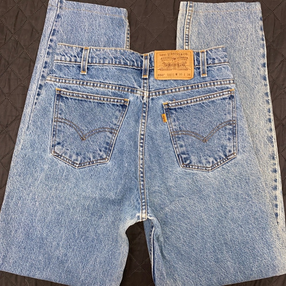 Vintage 90s Levi’s 550